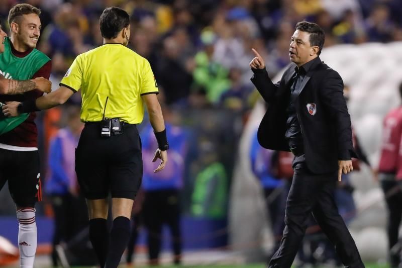 Gallardo dice que hubo "decisiones arbitrales escandalosas" en el Boca-River