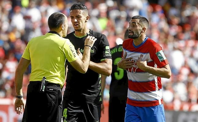 Granada 1-0 Real Betis: Todo le sale mal y empieza a ser tarde
