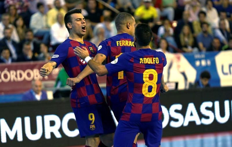 El Barça, líder provisional tras ganar 2-6 en Córdoba