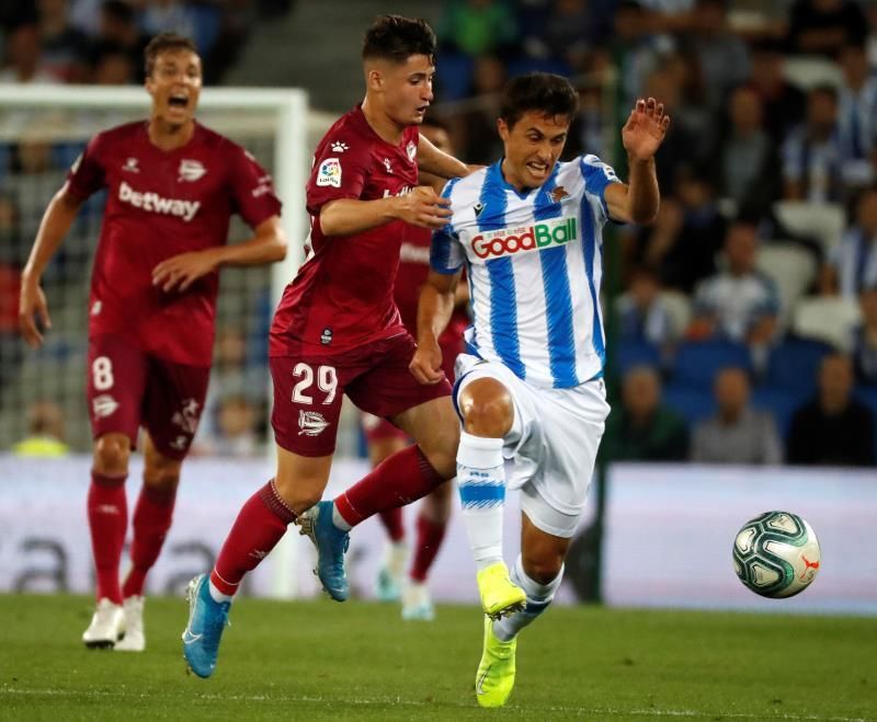 Borja Sainz renueva con el Alavés hasta 2023