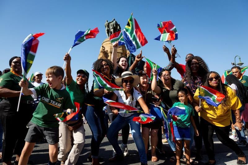 Baño de masas en Sudáfrica para los Springboks, héroes del Mundial de Rugby