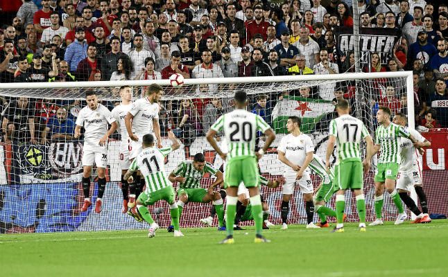 Tello, un as en la manga frente al Sevilla