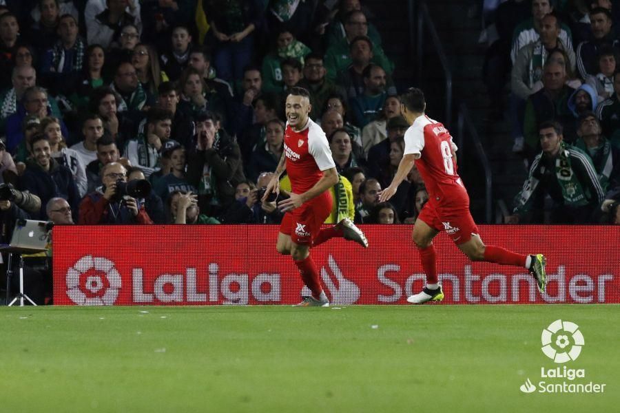 Ocampos y De Jong se estrenan con gol en el derbi