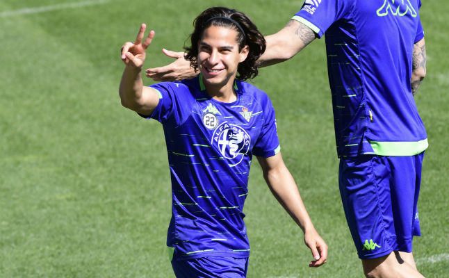 El mensaje de un exjugador del Sevilla a Lainez