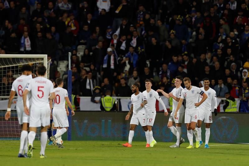 Kosovo 0-4 Inglaterra: Sterling apuntilla