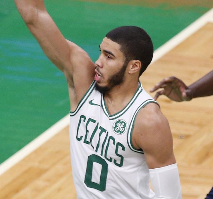 85-99. Tatum lidera a Celtics, que recuperan el camino ganador ante Suns; no juega Rubio