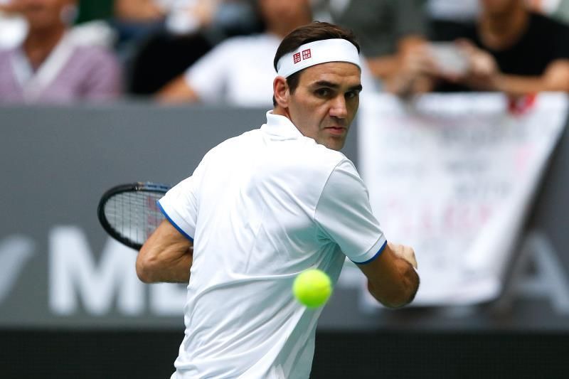 Argentina se rinde a los pies de Federer durante la exhibición con Zverev
