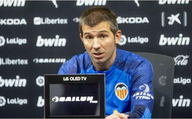 Celades se acuerda del duelo de Copa ante el Betis