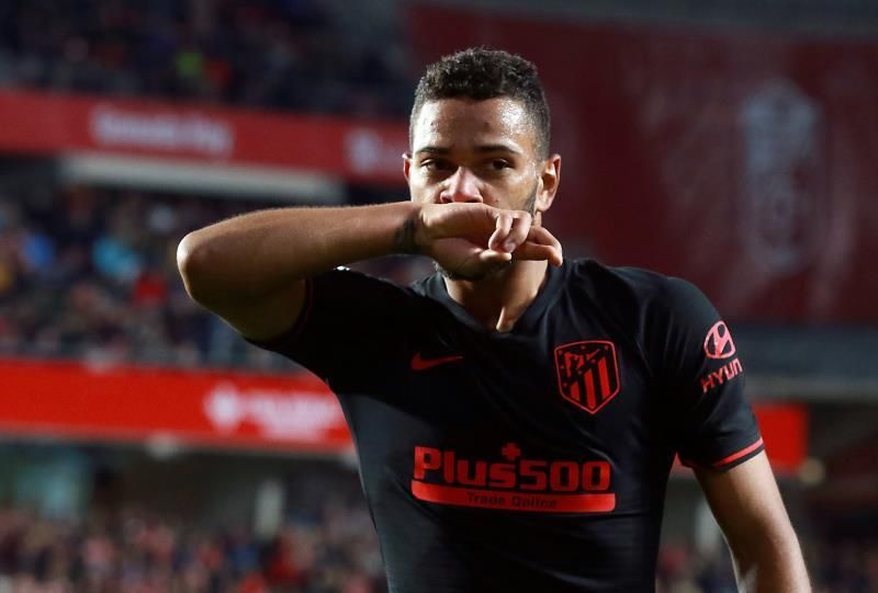 1-1. El Granada corta su mala racha y el Atlético vuelve a empatar