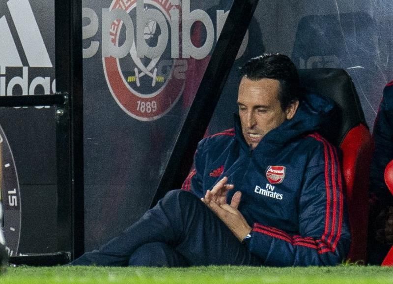 Cancelan una charla de Emery por insultos en redes sociales