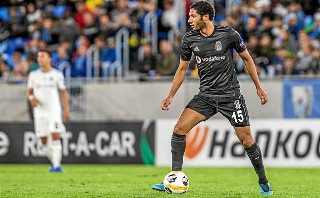 El agente de Elneny o Samatta, en Sevilla