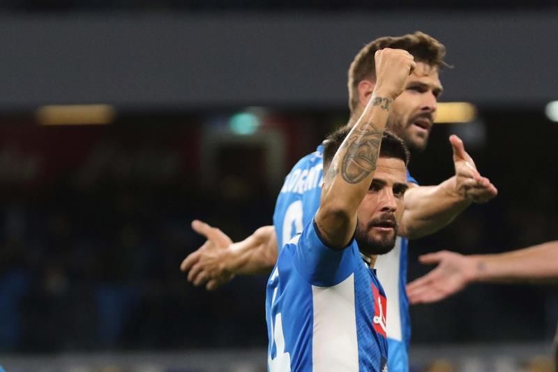 El Nápoles sigue en caída libre pese a un gol de Llorente