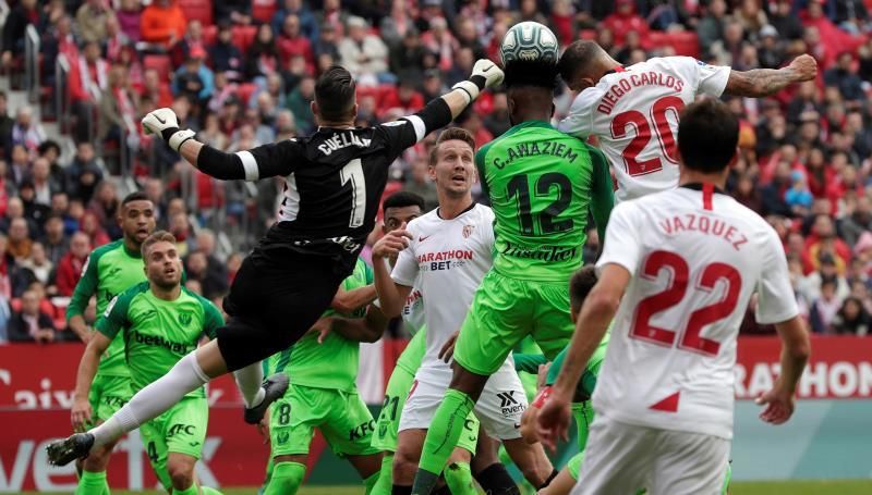 Diego Carlos, una fortaleza que se hace más grande en LaLiga