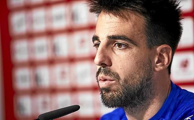 A Beñat le "hace una ilusión terrible volver" al Benito Villamarín