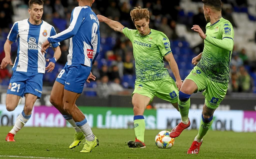 Al Betis le sobran alicientes ante un Espanyol bipolar