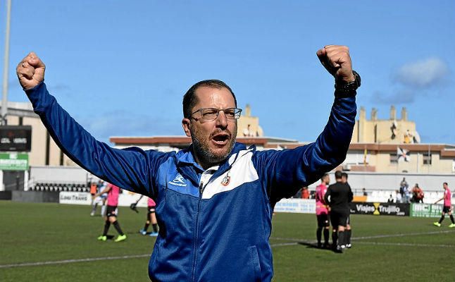 José Juan Romero ya 'espera' al Betis en Copa
