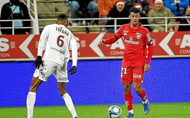 El Sevilla, tras la pista de Chouiar