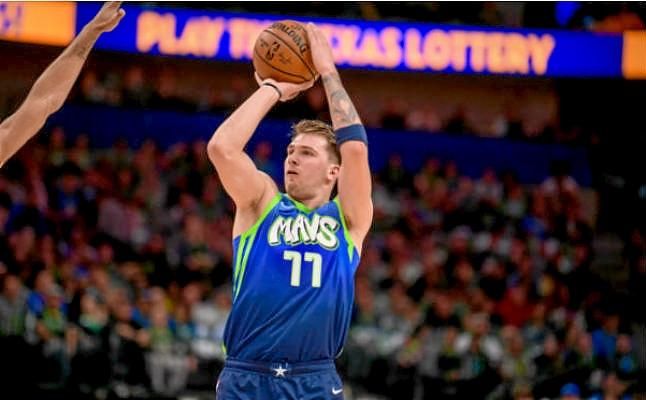 Luka Doncic vuelve como si nada y Dallas vence a San Antonio (98-102)