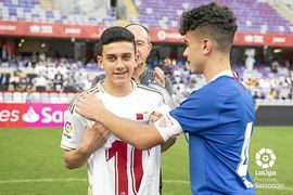 El bonito detalle del Sevilla con el hijo de Reyes en LaLiga Promises