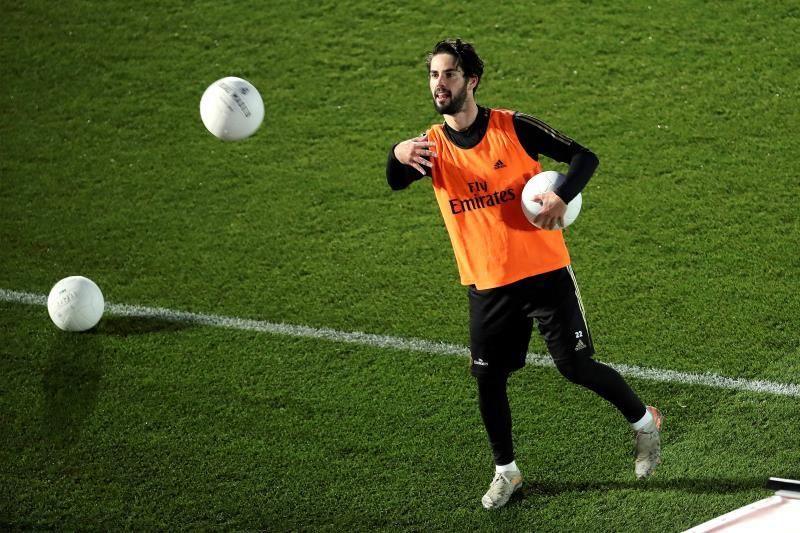 El Madrid se da un baño de masas en su vuelta a los entrenamientos