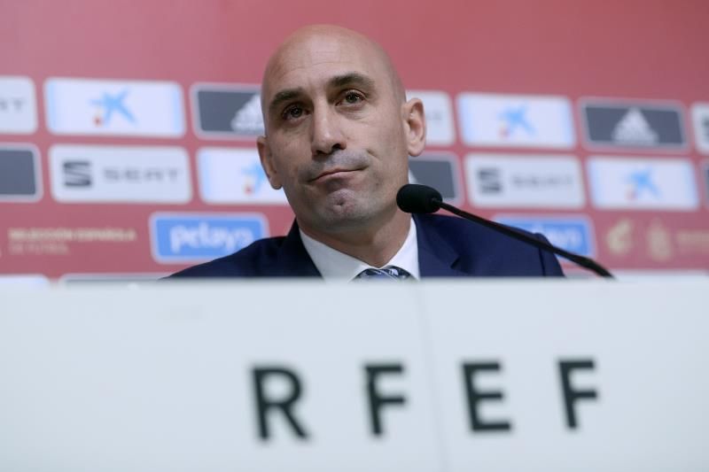 Las sedes de la final de la Copa del Rey y Copa de la Reina irán a concurso