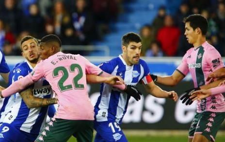 Mandi: "Hay que mejorar ese punto de lucidez delante de la portería"