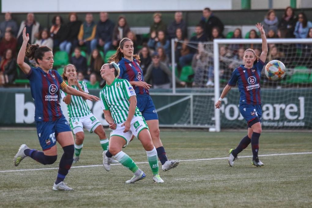 Pier se estrena con derrota en el banquillo del Betis