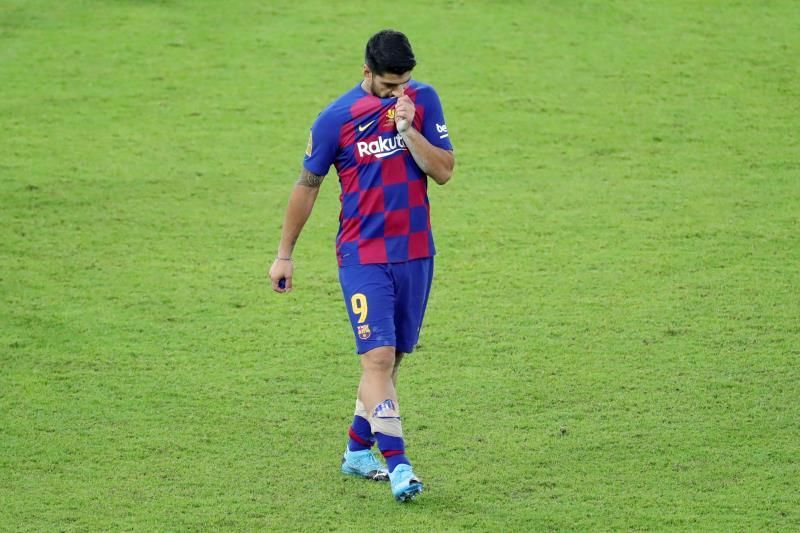 Luis Suárez será operado de la rodilla derecha este domingo