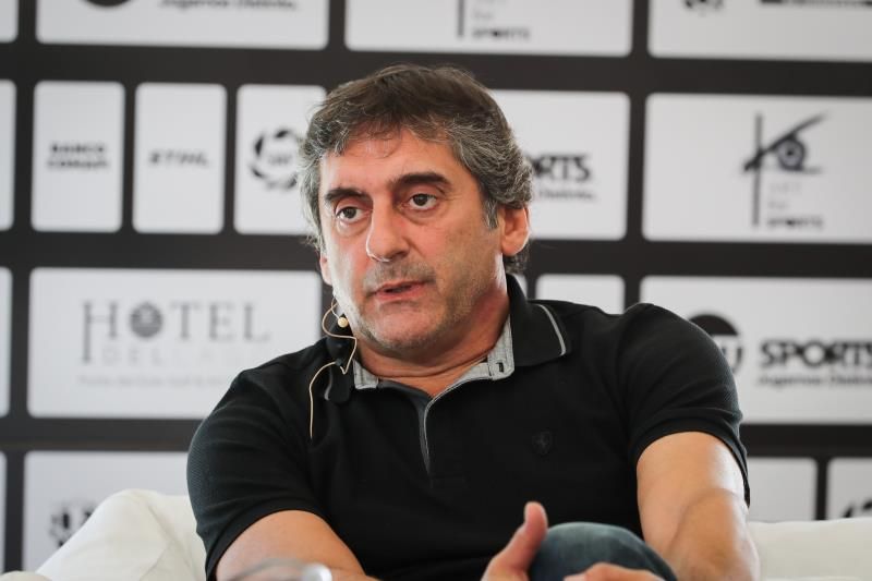 Francescoli, Salas y Sorín, tres leyendas del fútbol se reúnen en Uruguay