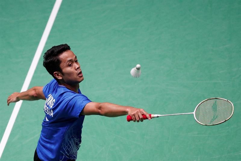 Kento Momota, número 1 del mundo de badminton, herido en accidente en Malasia