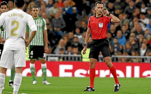 Los árbitros de Sevilla y Betis para la Copa del Rey