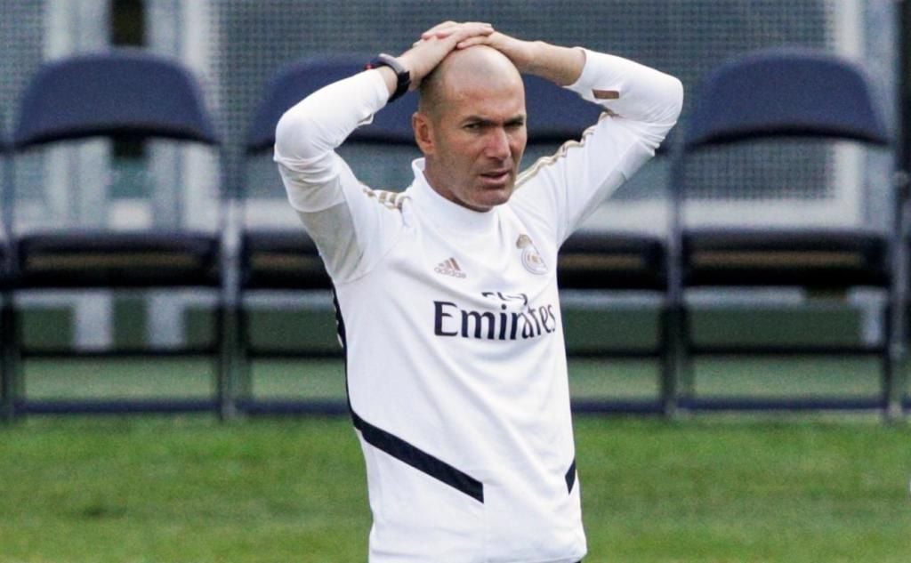 Zidane, obligado a renunciar ante el Sevilla a su último invento