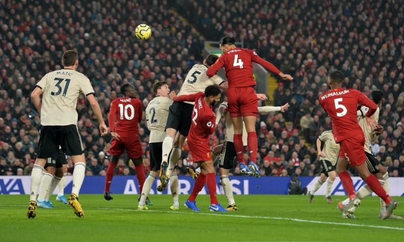 2-0: El Liverpool roza la Premier League