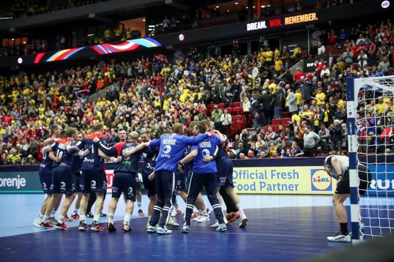 Noruega pone un pie en las semifinales y deja fuera a Suecia