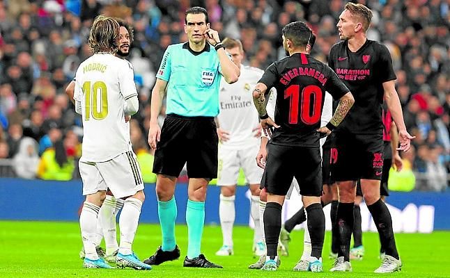 Ni los 'expertos' se aclaran con la polémica del Madrid-Sevilla
