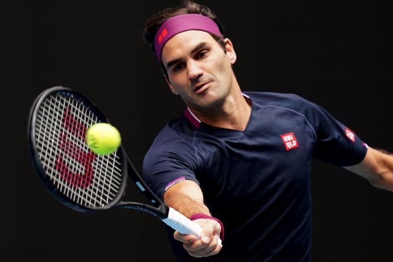 Federer con brillo a segunda ronda tras barrer a Johnson