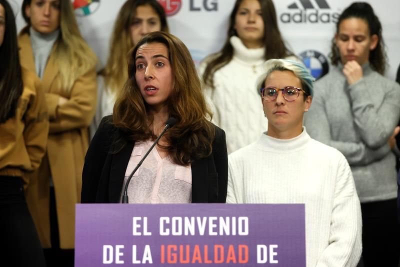 Las futbolistas de Primera se sienten "ninguneadas"