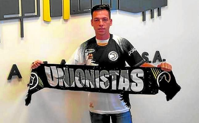 Álvaro Romero, el 'diablo' sevillano del Unionistas, promete guerra ante el Real Madrid