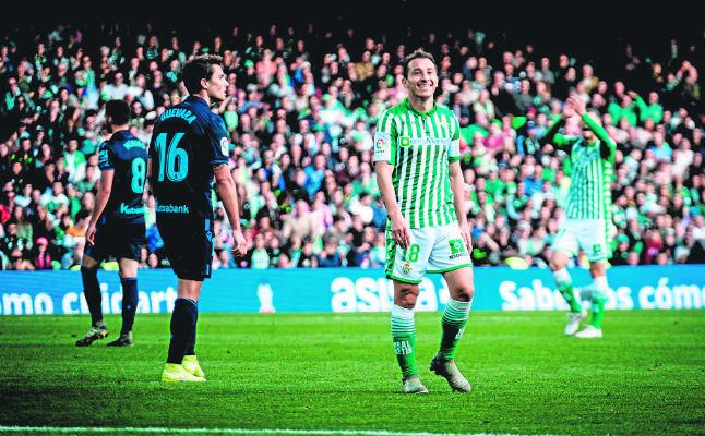 Guardado eleva su listón y el general