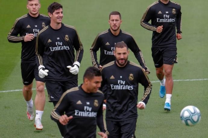 Hazard ya toca balón; Ramos y Asensio siguen con su procesos de recuperación