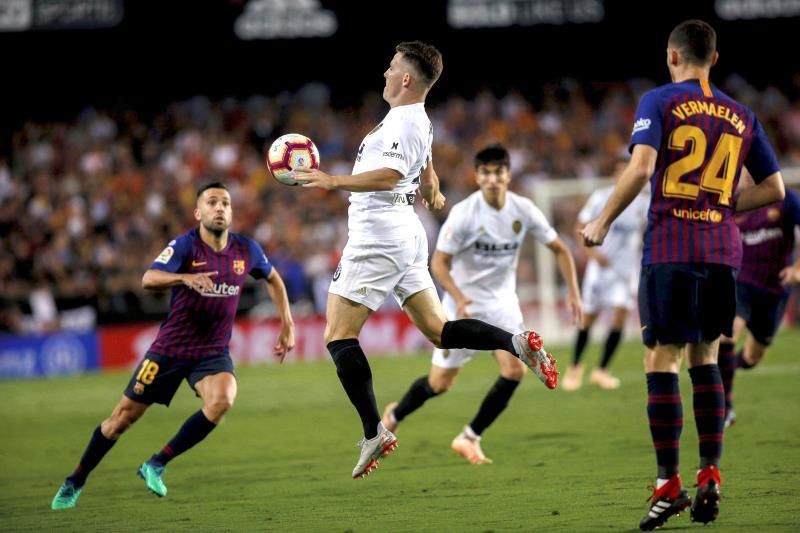 Mestalla y el Valencia suben el nivel de exigencia para el Barça de Setién