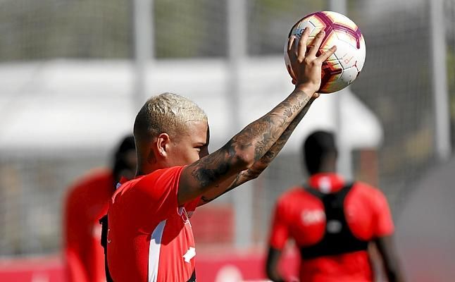 Arana llega a Sevilla con el acuerdo verbal entre Atlético Mineiro y Sevilla F.C.