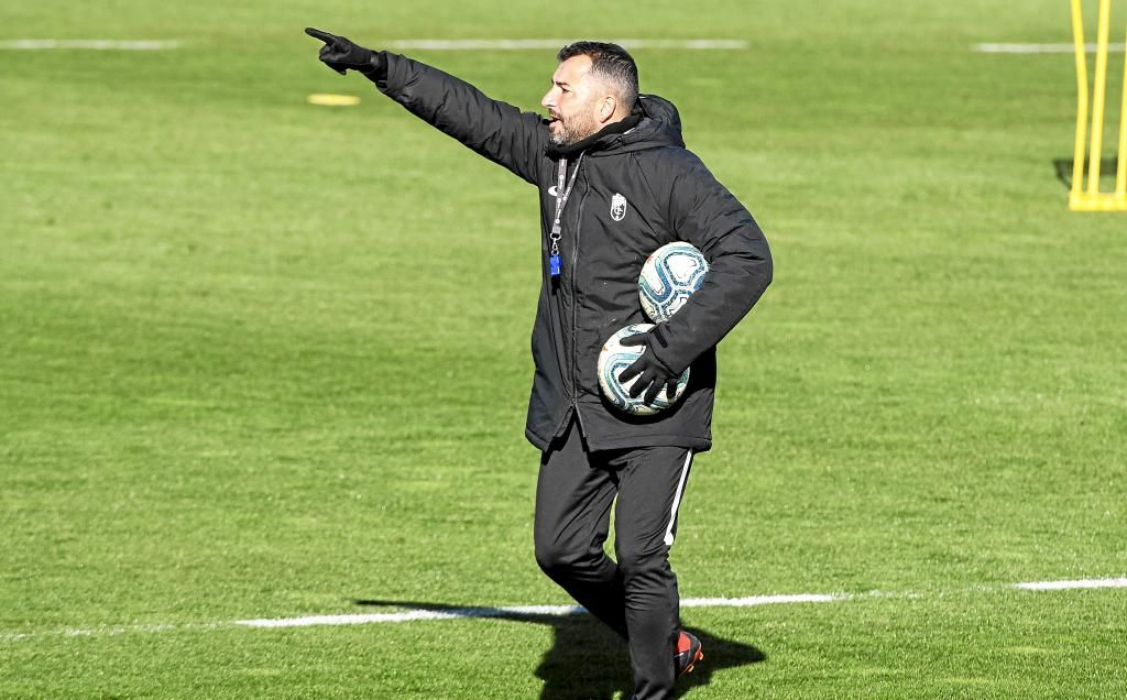 Diego Martínez: "Moriré siendo sevillista"