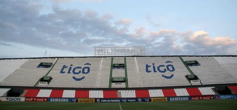 Diez de los doce estadios paraguayos de primera cuentan con certificado VAR