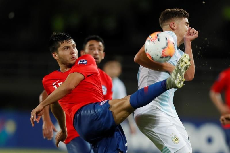 Argentina acaba con invicto de Chile y lidera Grupo A; Ecuador cae eliminado
