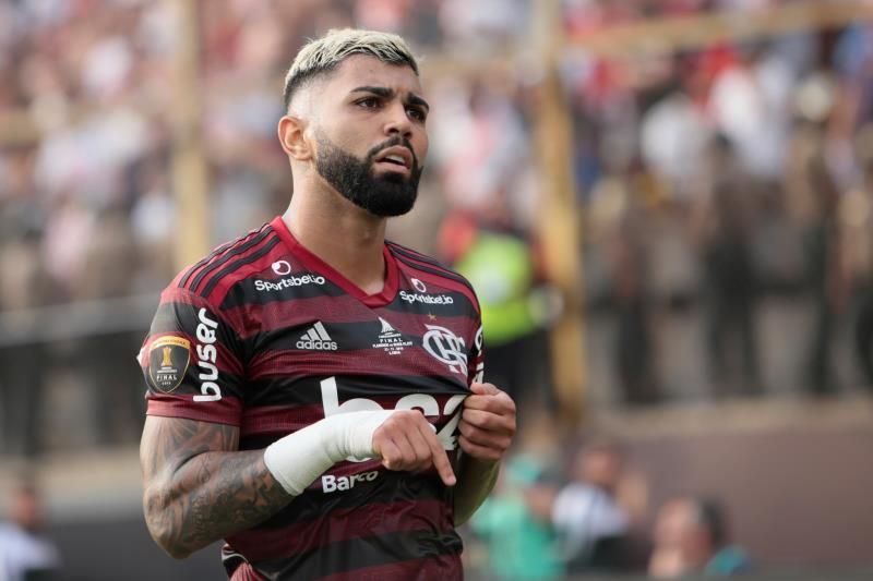Flamengo adquiere los derechos de su goleador Gabigol y lo garantiza hasta 2024