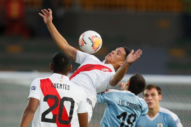 0-1. Ginella mantiene vivas esperanzas de Uruguay y deja a Perú en la cornisa