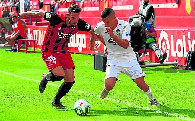 Álvaro Rey avisa al Sevilla: "Se lo vamos a poner difícil"