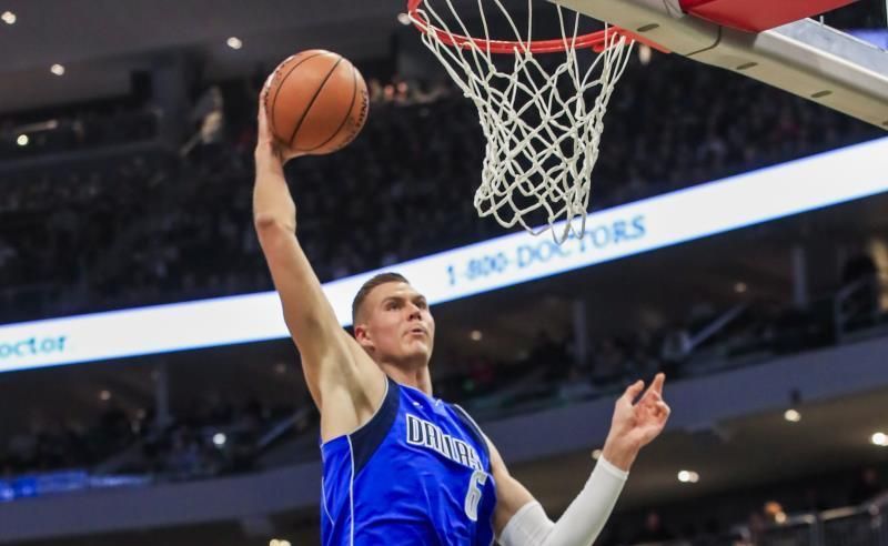 103-112. Porzingis gana duelo a Sabonis y Mavericks vencen a Pacers