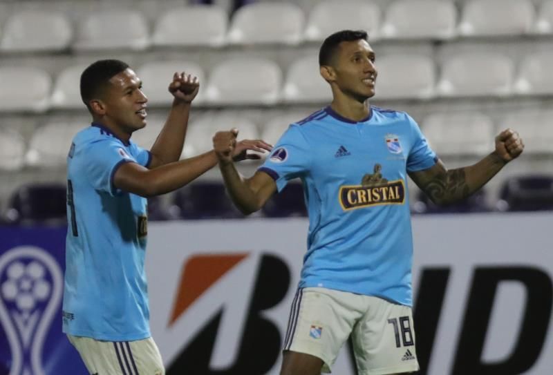 Revoredo vuelve a Guayaquil para defender al Cristal de su exequipo